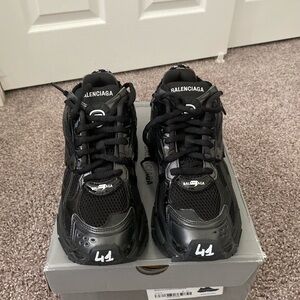 Balenciaga Runner Black